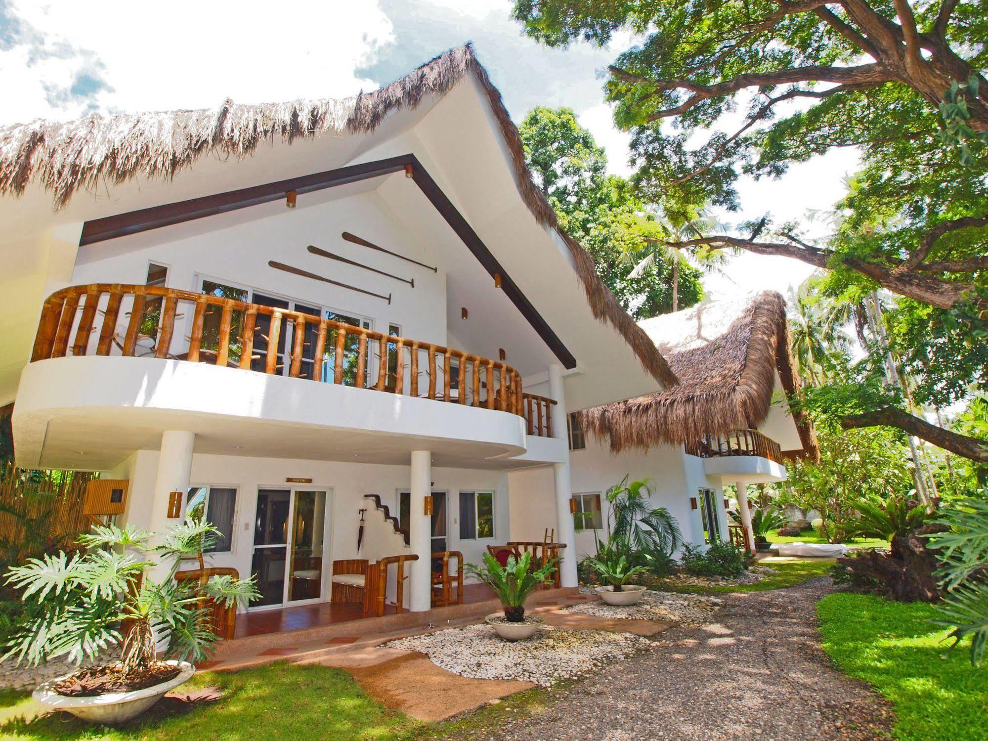 Pura Vida Beach & Dive Resort Dauin Bagian luar foto