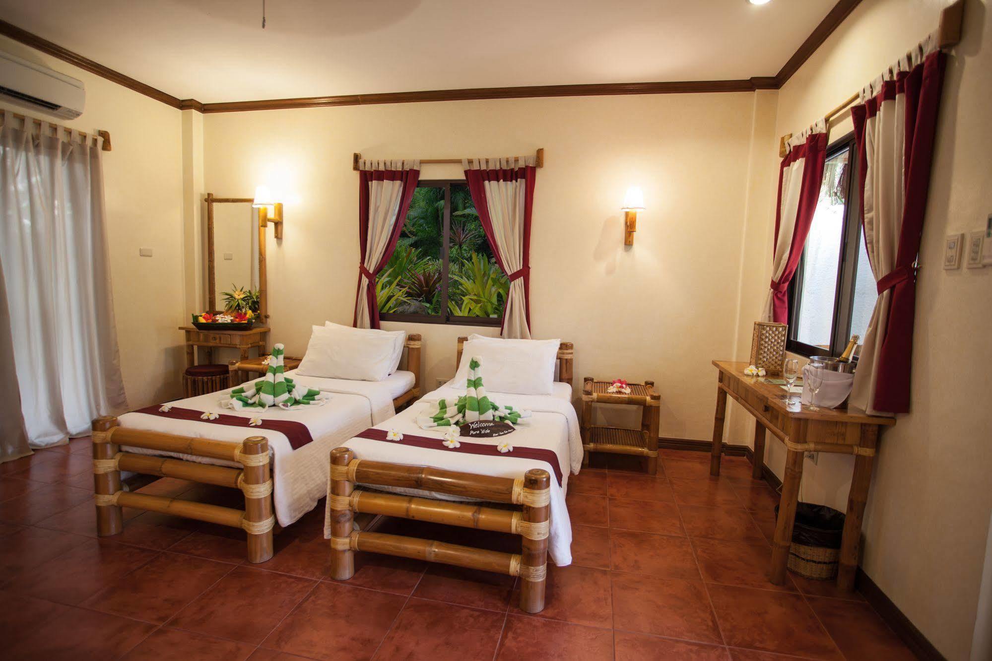 Pura Vida Beach & Dive Resort Dauin Bagian luar foto